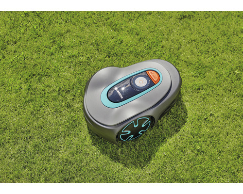 Gardena Mähroboter auf Rasen