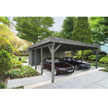 Doppelcarport aus Holz mit zwei geparkten Autos im Garten.