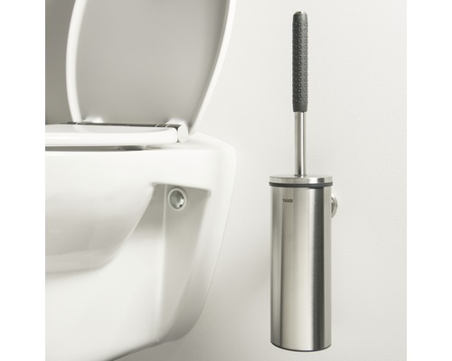 Wandhängende Toilette mit Toilettenbürste aus Edelstahl