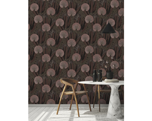 Dekorative Tapete mit Blattmuster und Esstischszene