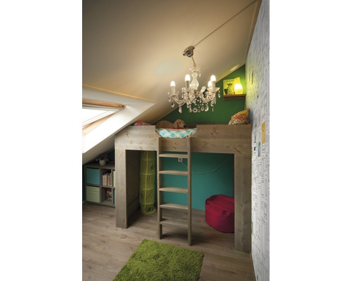 Kinderzimmer mit Hochbett, Leiter und Spielbereich