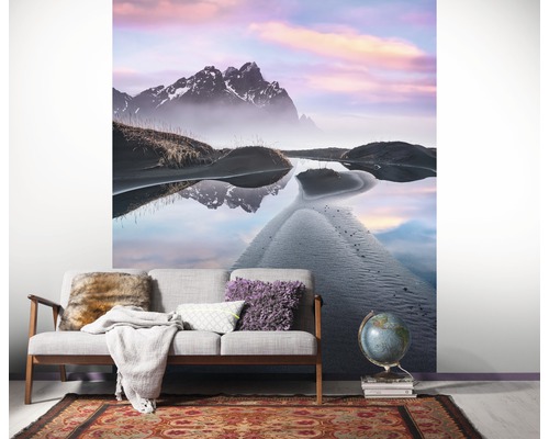 Wandbild mit Berglandschaft und See über Sofa