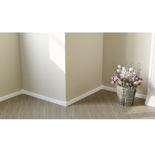 SKANDOR Sockelleiste eckig weiß lackiert 16x40x2400 mm-thumb-2 SKANDOR Sockelleiste eckig weiß lackiert 16x40x2400 mm-thumb-2