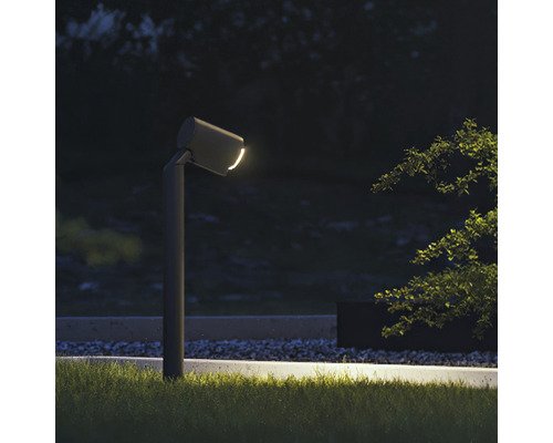 Garten Szene mit Wegbeleuchtung