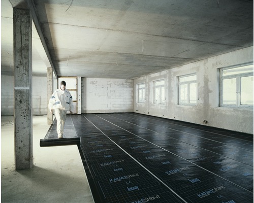 Verlegung von Knauf Katja Sprint Dichtungsbahnen in einem Raum