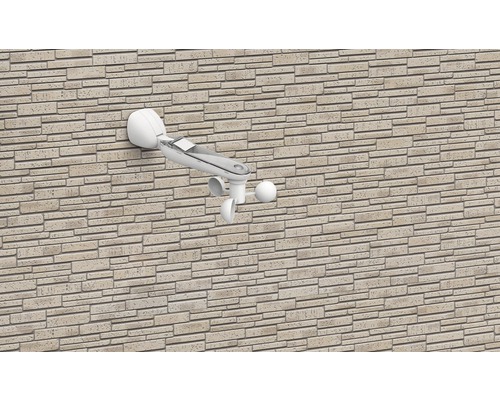Wetterstation zur Messung von Windgeschwindigkeit und Windrichtung an einer Hauswand