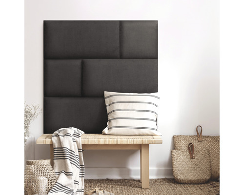 Wandkissen Kingston dunkelgrau Gewebte-Optik 30 x 60 cm Wandpaneel aus Stoff über einer Bank mit Kissen und Dekoration