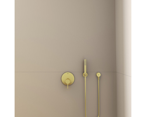 Unterputz Duscharmatur mit Handbrause in einer Dusche