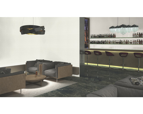 Innenraum mit Sitzbereich und Bar