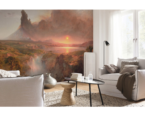 Wohnzimmer mit Landschaftstapete, Sofas, Teppich und Tisch