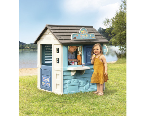 Smoby Spielhaus mit Kindern im Garten
