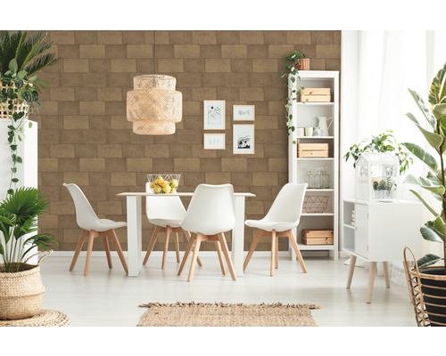 Esszimmer mit Esstisch, Stühlen, Regal und Backstein Tapete