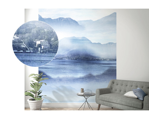 Wandbild mit See und Bergen im Wohnzimmer