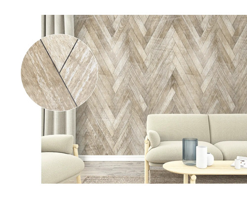 Wohnzimmer mit Wandpaneelen in Fischgrätmusteroptik