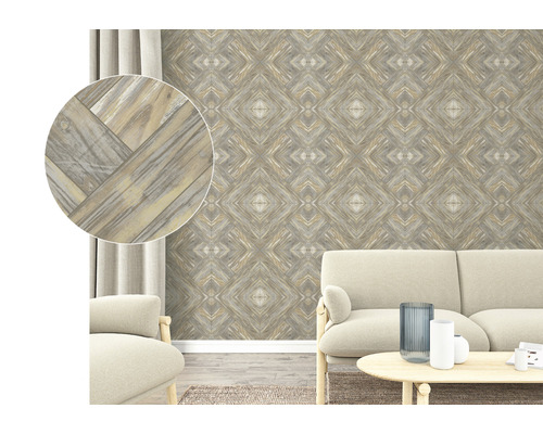 Wohnzimmer mit gemusterter Tapete in Holzoptik