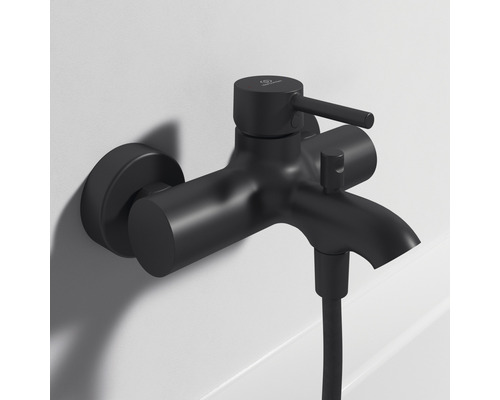 Wannenarmatur zur Wandmontage mit Brauseschlauch