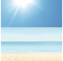 Strand mit Meer und Himmel