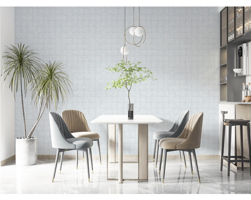 Esszimmer mit Esstisch, Stühlen, Hängeleuchte und Zimmerpflanzen für eine helle und moderne Atmosphäre.