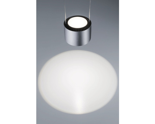 Hängelampe mit Lichtkegel