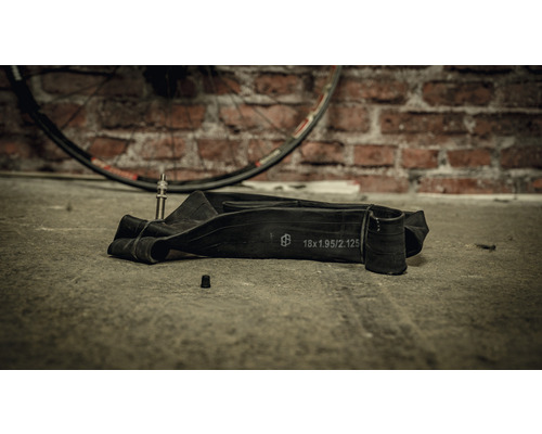 Fahrradschlauch mit Ventil und Reifengröße 18x1.95/2.125