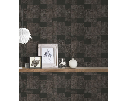 Tapete mit grafischem Muster in Wohnraum