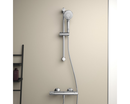 Duschsystem mit Kopfbrause und Thermostatarmatur für die Wandmontage