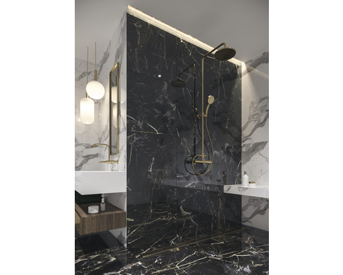 Modernes Badezimmer mit Marmorfliesen, Dusche und Waschtisch