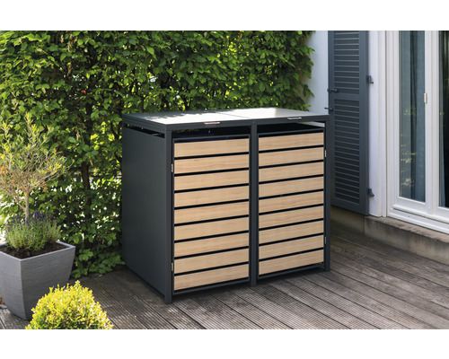 Doppel Mülltonnenbox mit Holzverkleidung auf einer Terrasse