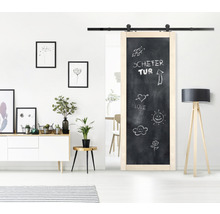 Schiebetür mit Kreidefläche im Wohnraum