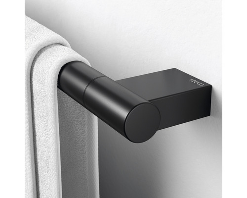 Schwarzer Handtuchhalter mit Handtuch und Keuco Logo