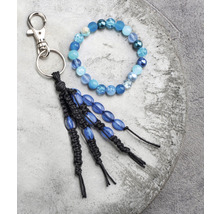 Schlüsselanhänger mit Makramee und Perlenarmband