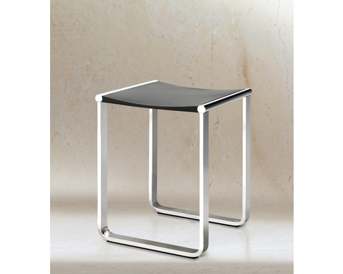 Hocker mit Sitzfläche und Gestell aus Metall