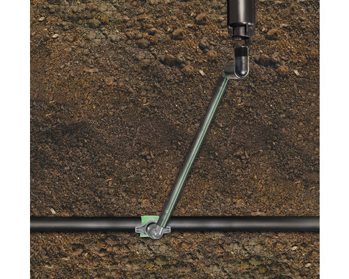 Bewässerungssystem im Boden mit Rohr und Verbindungsstück