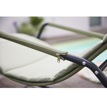 Detailaufnahme eines Relaxsessels mit Reißverschluss
