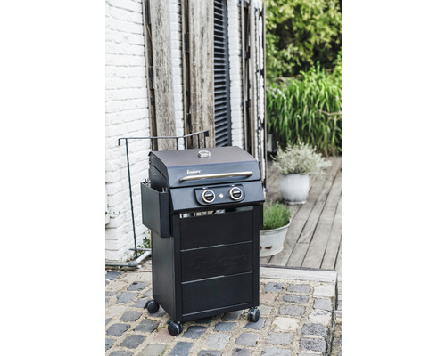 Enders Gasgrill mit zwei Brennern und Unterschrank auf Rädern