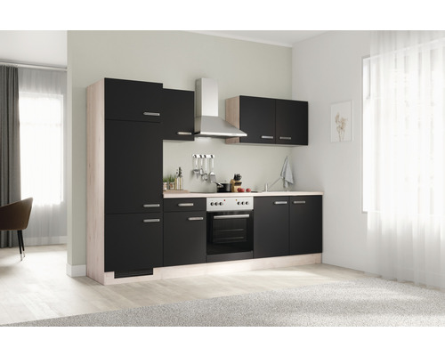 Helle Küche mit schwarzen Schränken, Dunstabzugshaube und Elektroherd