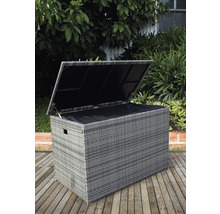 Garten Aufbewahrungsbox aus Rattan mit offenem Deckel auf einer Holzterrasse