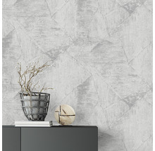 Gemusterte Tapete an einer Wand