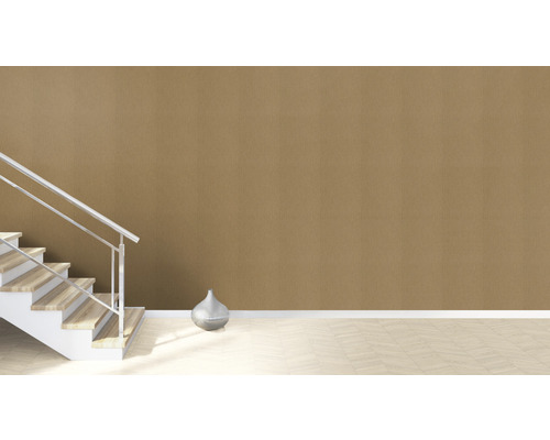 Heller Raum mit Treppe, Wand und Vase