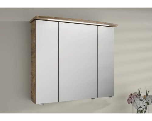 Spiegelschrank mit drei Türen und Beleuchtung