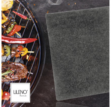Grillmatte neben Grillgut auf Grill
