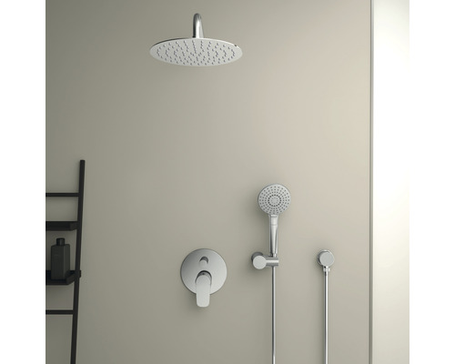 Duschset mit Kopfbrause, Handbrause, Brauseschlauch und Armatur für die Dusche.