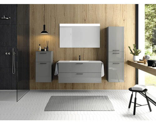 Modernes Badezimmer mit grauen Möbeln, Dusche und Holzverkleidung