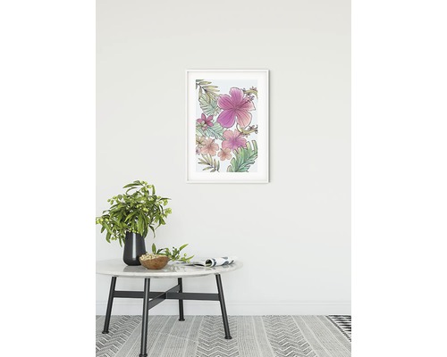 Dekoratives Blumenbild im Rahmen an einer Wand