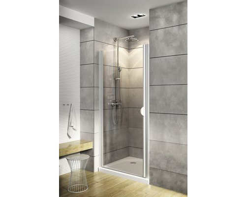 Drehtür in Nische Schulte Lugano 90 cm Klarglas Profilfarbe aluminium Begehbare Dusche mit Duschkopf und Armatur im Badezimmer.