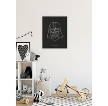 Kinderzimmer mit Star Wars Wandbild, Spielzeugregal und Holzfahrrad