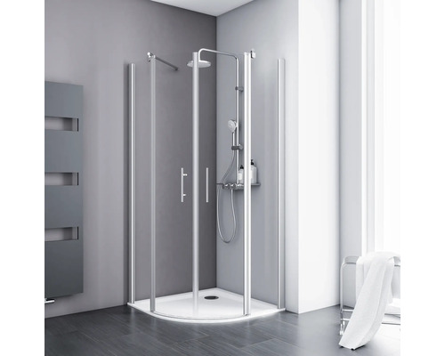 Eckdusche mit Duschkopf und Handbrause im Badezimmer