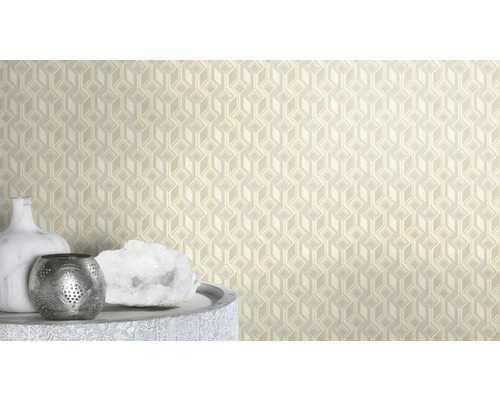 Beige gemusterte Tapete mit geometrischen Formen im Raum