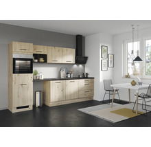 Moderne Küche mit Einbaubackofen, Dunstabzugshaube und Essbereich