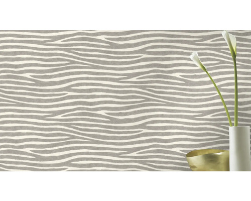 Tapete mit Streifenmuster als Dekoration